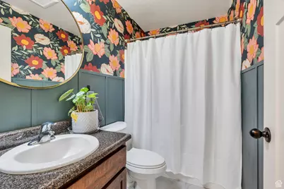 93 E Park Dr, Elk Ridge, UT 84651 - Photo 16