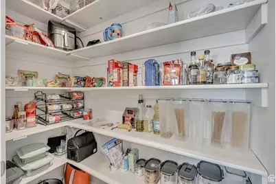 8710 W Cordero Dr, Magna, UT 84044 - Photo 8