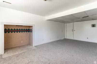 5386 W Silvertip Dr S, Salt Lake City, UT 84118 - Photo 10