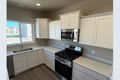 427 E 500 N #LOT 19, Salem, UT 84653 - Photo 4