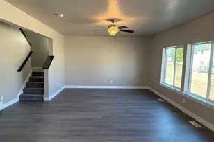 427 E 500 N, Salem, UT 84653 - Photo 6