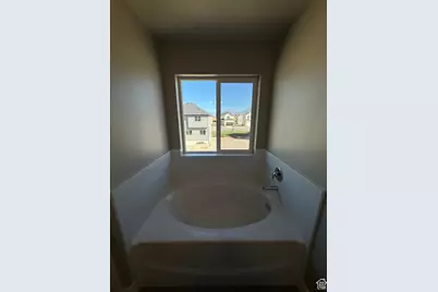 427 E 500 N #LOT 19, Salem, UT 84653 - Photo 16
