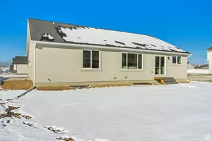 3714 N Daffodil Dr, Eagle Mountain, UT 84005 - Photo 4
