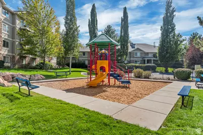 1205 E Privot Dr #102, Cottonwood Heights, UT 84121 - Photo 20