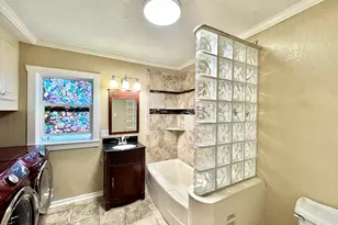 821 E 100 S, Salt Lake City, UT 84102 - Photo 16