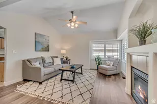 14254 S Amber Rose Ln, Herriman, UT 84096 - Photo 4