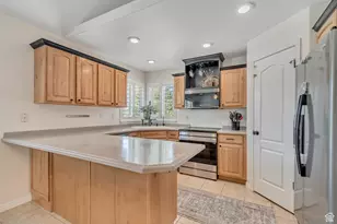 14254 S Amber Rose Ln, Herriman, UT 84096 - Photo 8