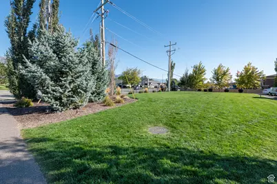 2211 N 525 W, Layton, UT 84041 - Photo 42