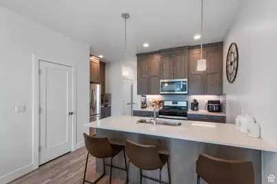 2211 N 525 W, Layton, UT 84041 - Photo 14