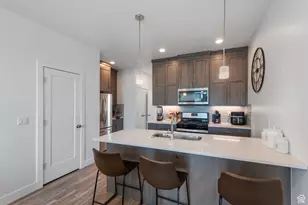 2211 N 525 W, Layton, UT 84041 - Photo 14