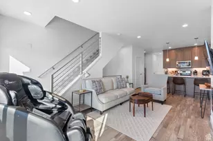 2211 N 525 W, Layton, UT 84041 - Photo 12