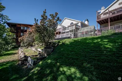 1818 E 3900 S, Holladay, UT 84124 - Photo 14