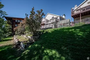 1818 E 3900 S, Holladay, UT 84124 - Photo 14