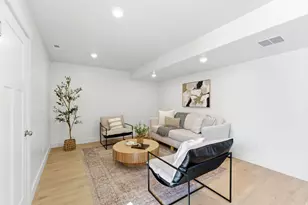 1615 N Angel St, Layton, UT 84041 - Photo 32