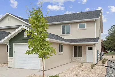 1615 N Angel St #I, Layton, UT 84041 - Photo 2