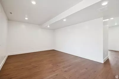 1615 N Angel St #I, Layton, UT 84041 - Photo 16