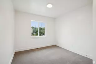 1615 N Angel St, Layton, UT 84041 - Photo 22