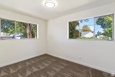 90 W 1300 S, Bountiful, UT 84010 - Photo 12