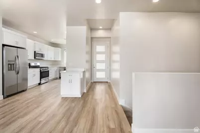 2182 W 380 S, Hurricane, UT 84737 - Photo 2