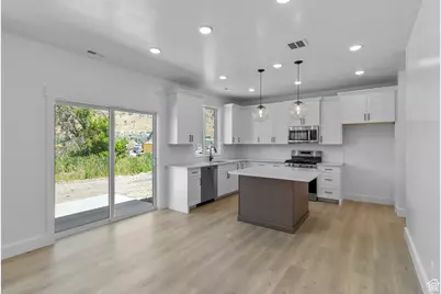 324 W 950 N #18, Brigham City, UT 84302 - Photo 4