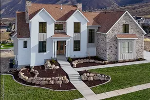 792 N Mountain Vw Dr, Elk Ridge, UT 84651 - Photo 2