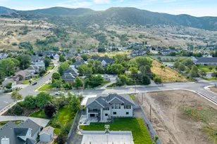 2145 N Main St, Centerville, UT 84014 - Photo 14