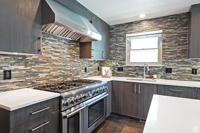1689 E Kierstin Pl, Salt Lake City, UT 84108 - Photo 10