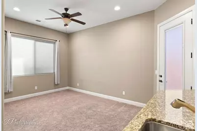3278 S Retreat Dr, Hurricane, UT 84737 - Photo 18