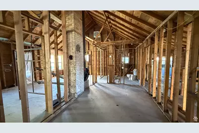 126 E 400 N, Price, UT 84501 - Photo 6