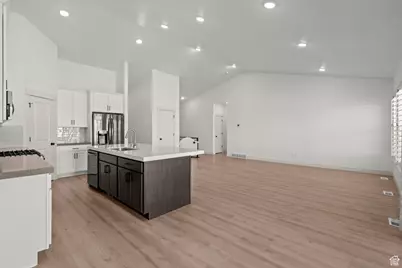 85 N Parkside Loop, Elk Ridge, UT 84651 - Photo 10