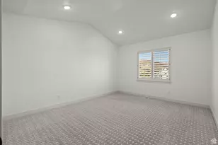 85 N Parkside Loop, Elk Ridge, UT 84651 - Photo 18