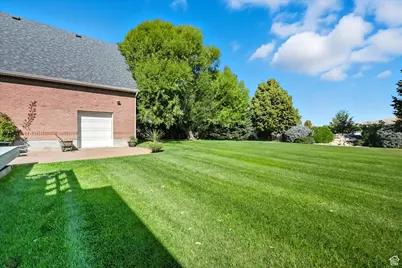 1335 E 2300 N, North Logan, UT 84341 - Photo 60