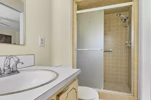 272 N Pin Oak Ln, Kaysville, UT 84037 - Photo 10