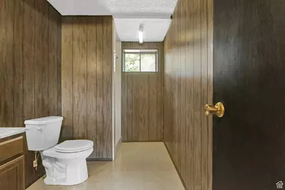 272 N Pin Oak Ln, Kaysville, UT 84037 - Photo 18