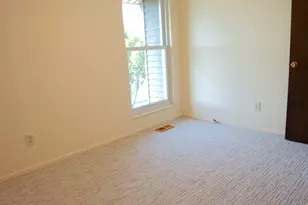 272 N Pin Oak Ln, Kaysville, UT 84037 - Photo 16