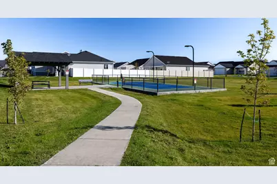 967 W 820 N, Tremonton, UT 84337 - Photo 4