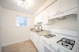 2220 E Murray Holladay Rd, Salt Lake City, UT 84117 - Photo 4