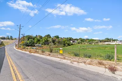 500 W Willowcreek S #6, South Jordan, UT 84009 - Photo 6