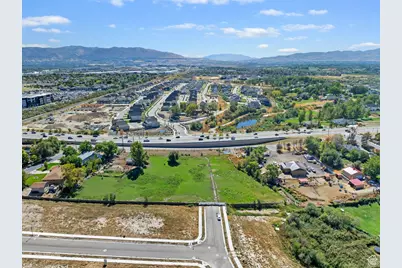 500 W Willowcreek S #6, South Jordan, UT 84009 - Photo 14