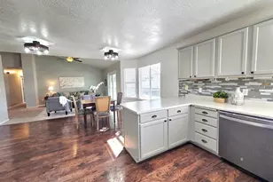 14054 S Elk Horn Peak Dr W, Riverton, UT 84096 - Photo 10