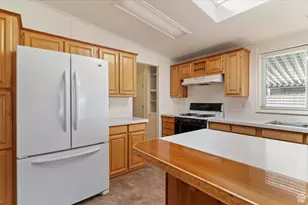 1111 N 2000 W, Farr West, UT 84404 - Photo 22