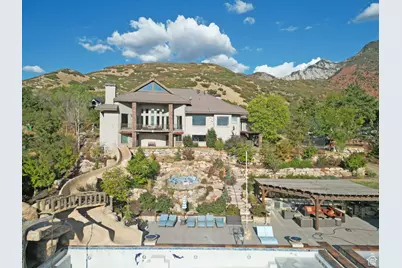 10432 S Wasatch Blvd, Sandy, UT 84092 - Photo 2