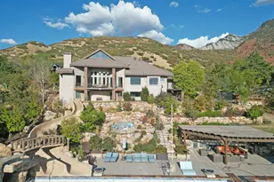 10432 S Wasatch Blvd, Sandy, UT 84092 - Photo 2