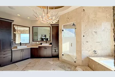 10432 S Wasatch Blvd, Sandy, UT 84092 - Photo 18