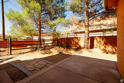 320 N W Los Barancos Ln, Kanab, UT 84741 - Photo 54