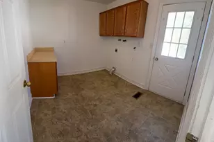 5882 S Meadowcrest Dr, Murray, UT 84107 - Photo 10