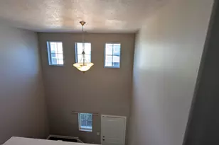 3023 S Red Pine Dr W, Saratoga Springs, UT 84045 - Photo 2