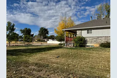 170 E 400 N, Mount Pleasant, UT 84647 - Photo 4