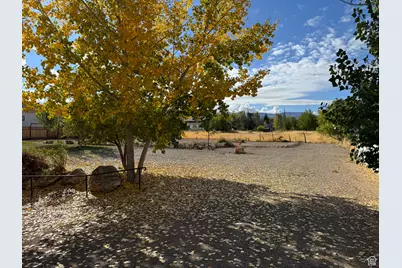170 E 400 N, Mount Pleasant, UT 84647 - Photo 40