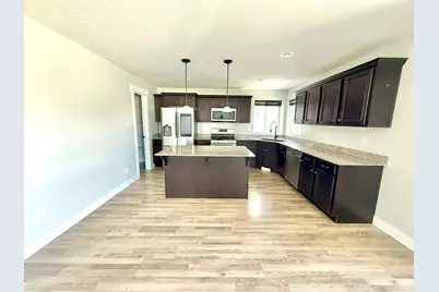 12476 S Clipper Peak Dr, Herriman, UT 84096 - Photo 32